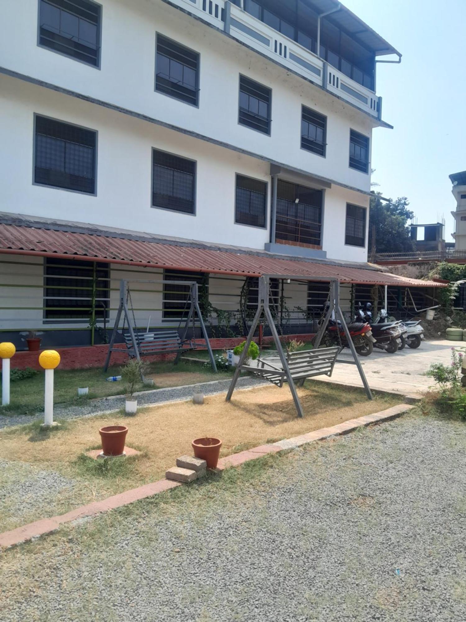 Happy Living Dormitory Kannur Railway Station Eksteriør bilde
